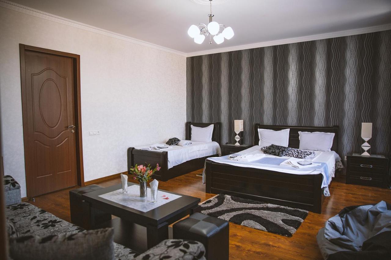 Family Hotel Kolorit Old 트빌리시 외부 사진