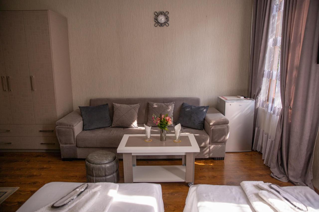 Family Hotel Kolorit Old 트빌리시 외부 사진